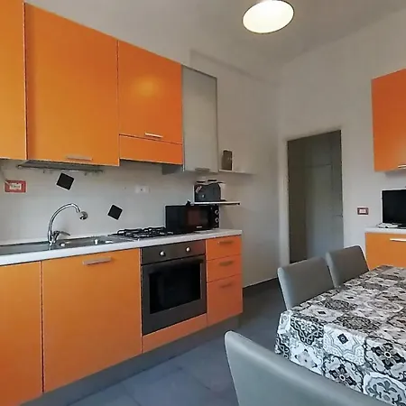 Viola - A Due Passi Dal Mare דירה